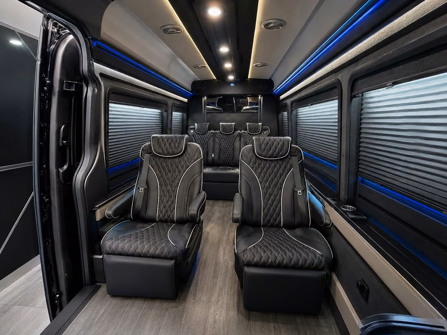 hotel to terminal shuttle loops for novi conference and convention groups