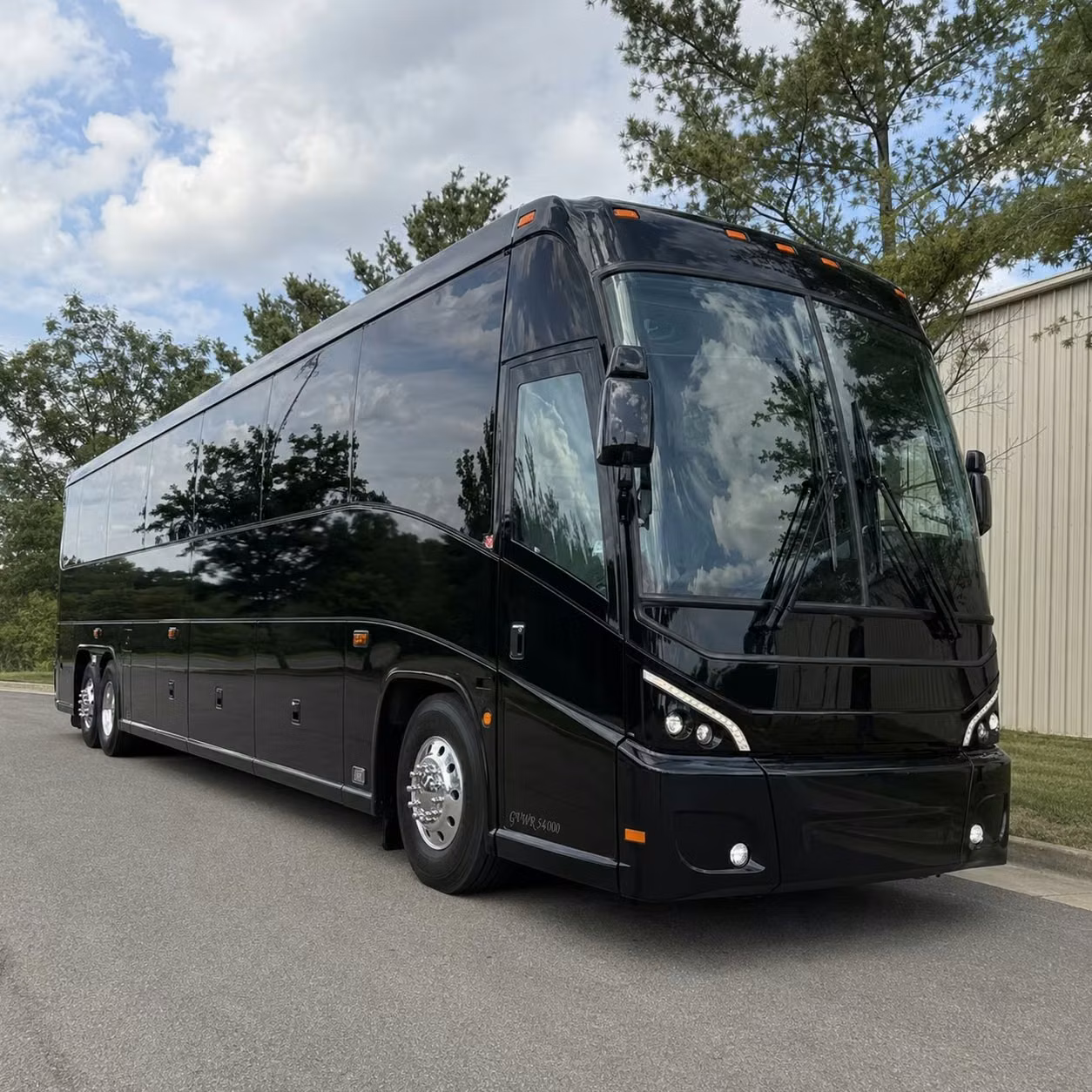 long distance bus trips from novi to chicago cleveland columbus and beyond
