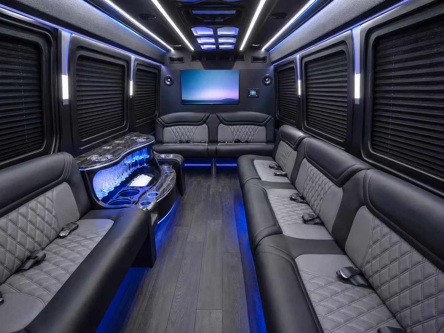 novicharterbuscompany com puts novi corporate event transportation in the same network as your daily shuttle